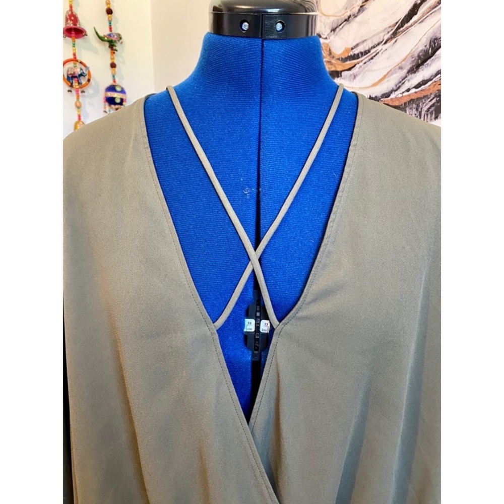 Miami High-Low Wrap Blouse - Picture 2 of 6